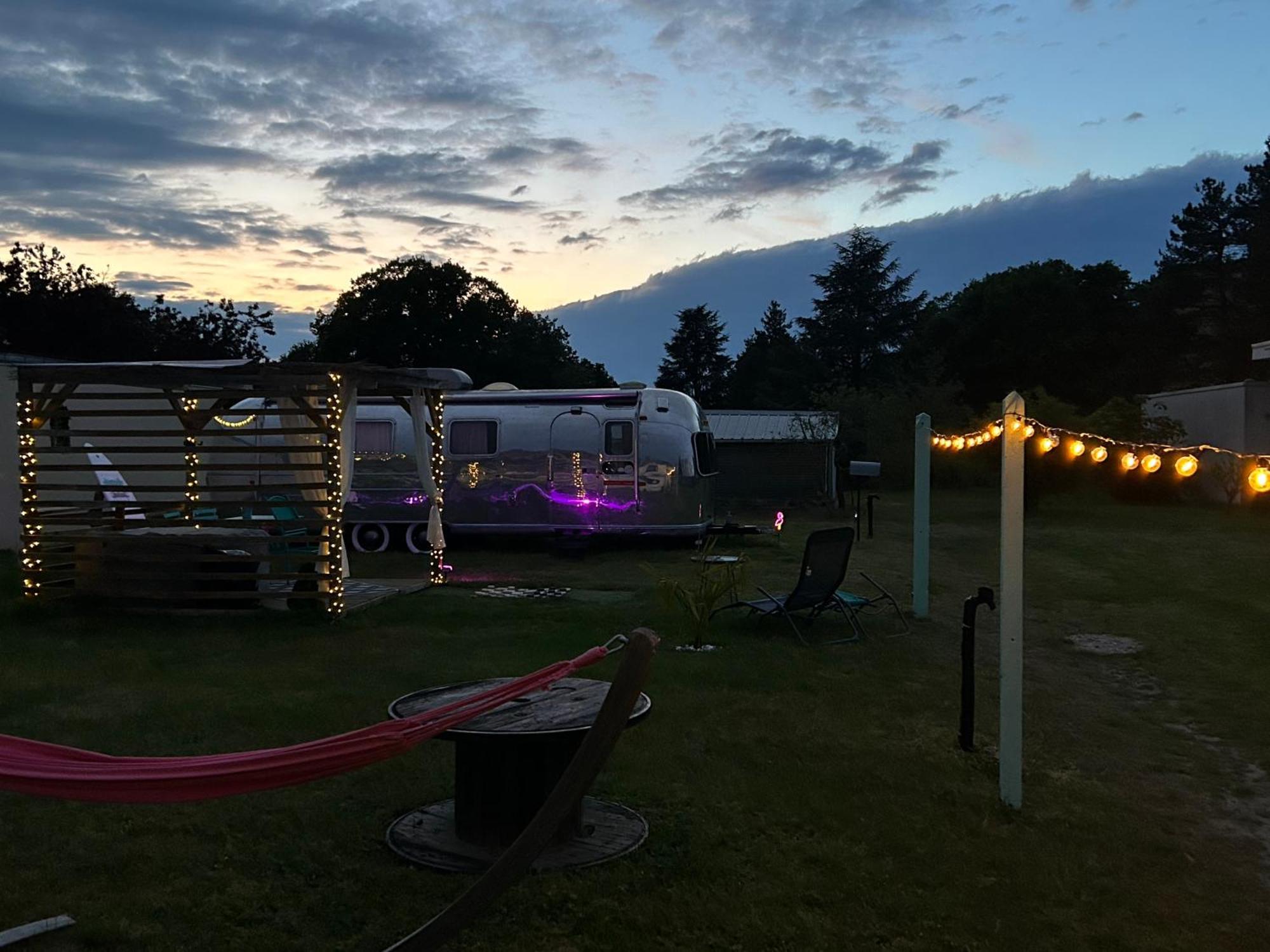 Vintage Camp Hotel Chabris Екстериор снимка